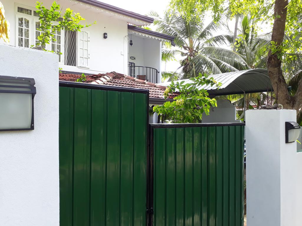 Aegle Residence Negombo Exteriör bild